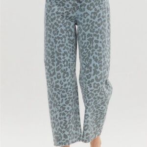Entro Blue Leopard Print Ankle Jeans